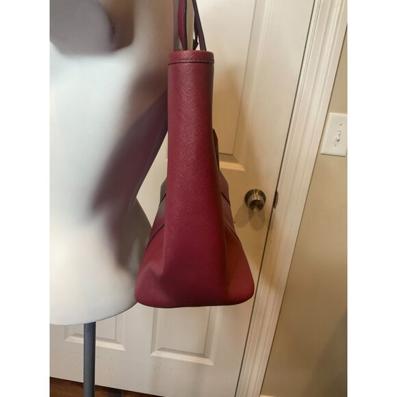 Michael Kors Burgundy Large Saffino Leather Jet Set Travel Tote Purse - Picture 3 of 8